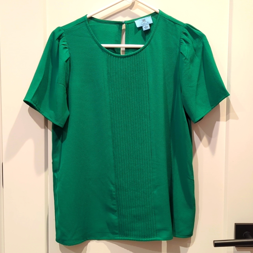 Short sleeve green blouse